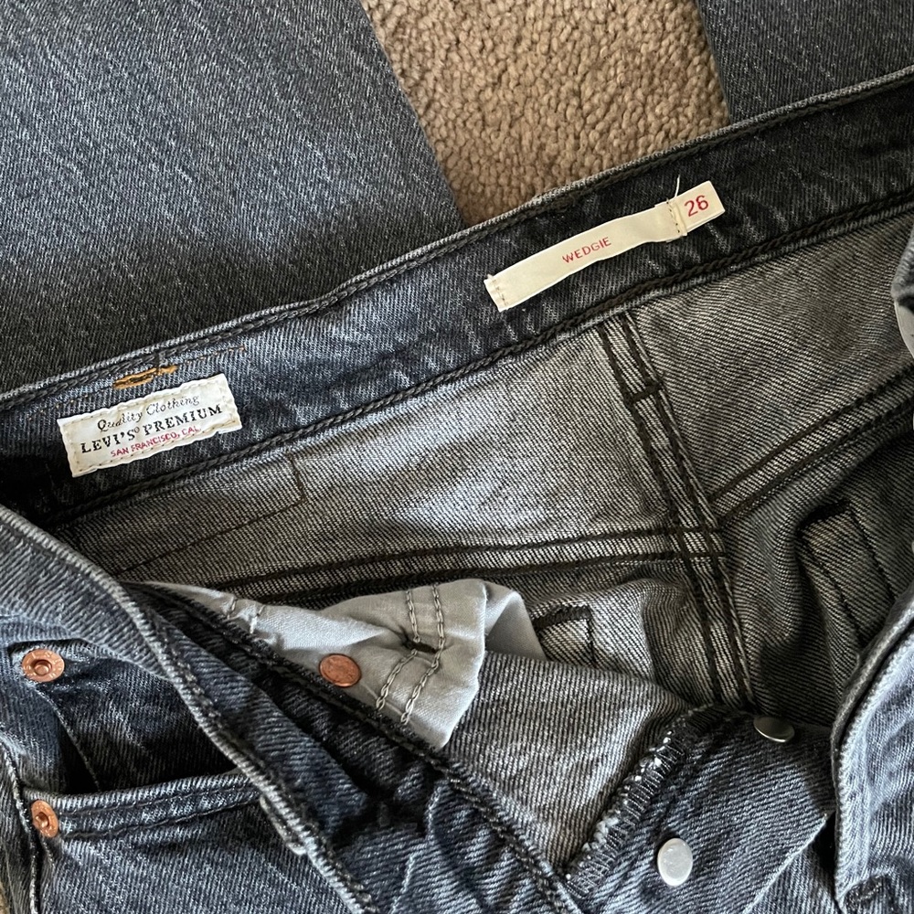 Wedgie fit Women